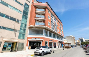 Nice apartment in Foz with WiFi and 1 Bedrooms